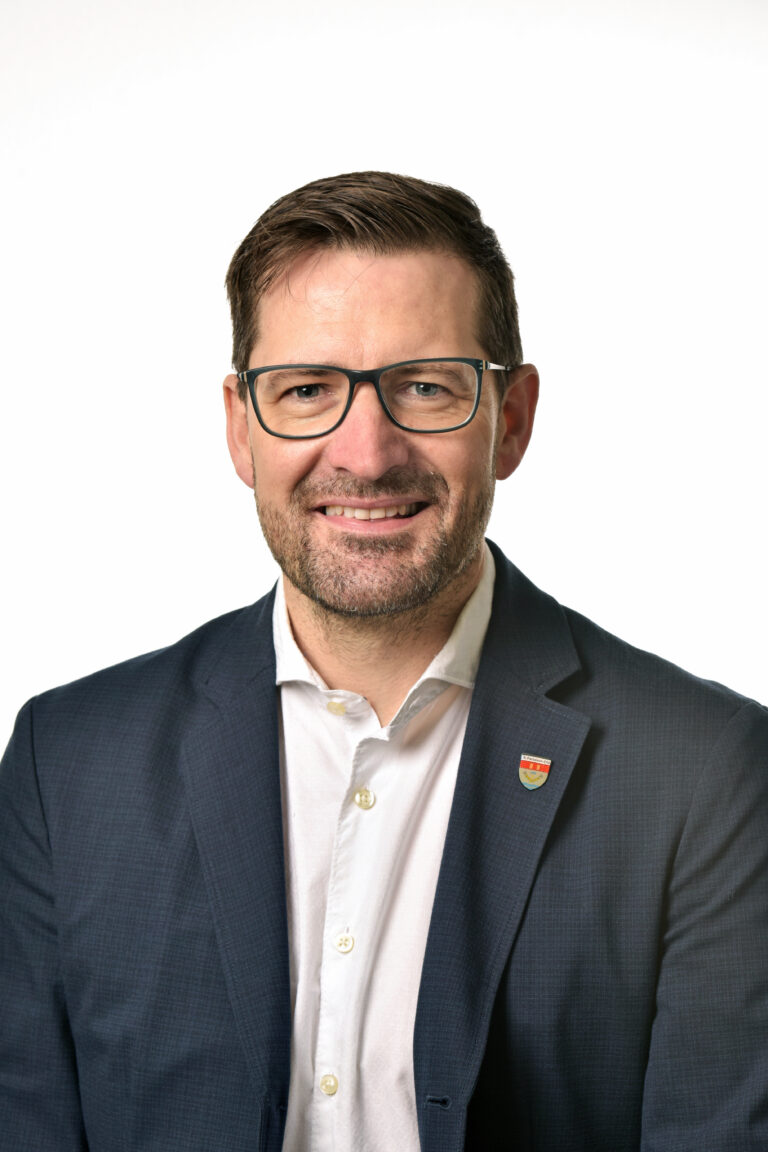 Mag. Roman Kosta